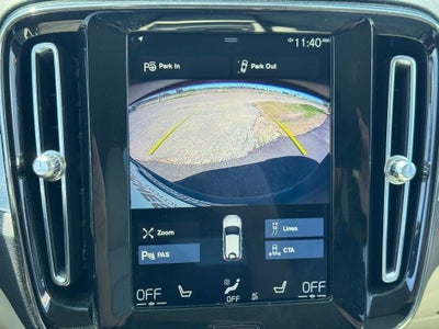 2019 Volvo XC40 Momentum